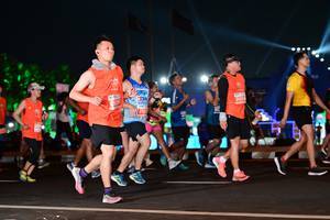 BIB: 209
                            <button type="button" onclick="openModal(15274920)" class="btn btn-primary btn-sm float-right btn-popup" data-toggle="modal" data-target=".modal-high-quality">
                        <i class="fas fa-shopping-cart"></i> Add to Cart
                    </button>
                                            <button type="button" onclick="isThisMe(15274920, true)" class="btn btn-success btn-sm float-right btn-popup btn-isme hidden" data-toggle="tooltip" data-placement="bottom" title="นี่คือรูปของคุณใช่ไหม คลิกที่นี่เพื่อเอาเข้าอัลบั้ม">
                        <i class="fas fa-plus"></i> Add to album
                    </button>
                    <button type="button" onclick="isThisMe(15274920, false)" class="btn btn-warning btn-sm float-right btn-popup btn-isnotme hidden">
                        <i class="fas fa-ban"></i> Remove from album
                    </button>